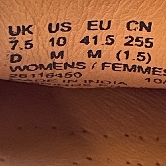 NEW Clarks Doraville Silver Leather Slip on Penny Loafer Driving Moccasin Shoes - Picture 8 of 10